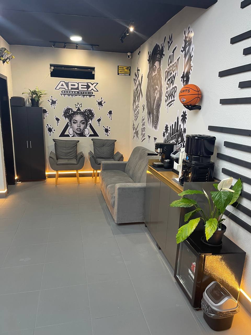 APEX Barber Studio