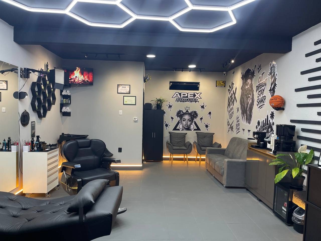 APEX Barber Studio